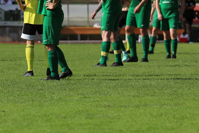 官方：大卫-詹姆斯等6人将代表利物浦 参加与切尔西传奇队的慈善赛.